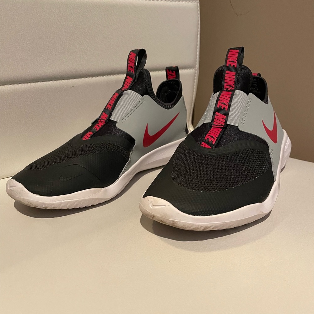 Nike boys sneakers